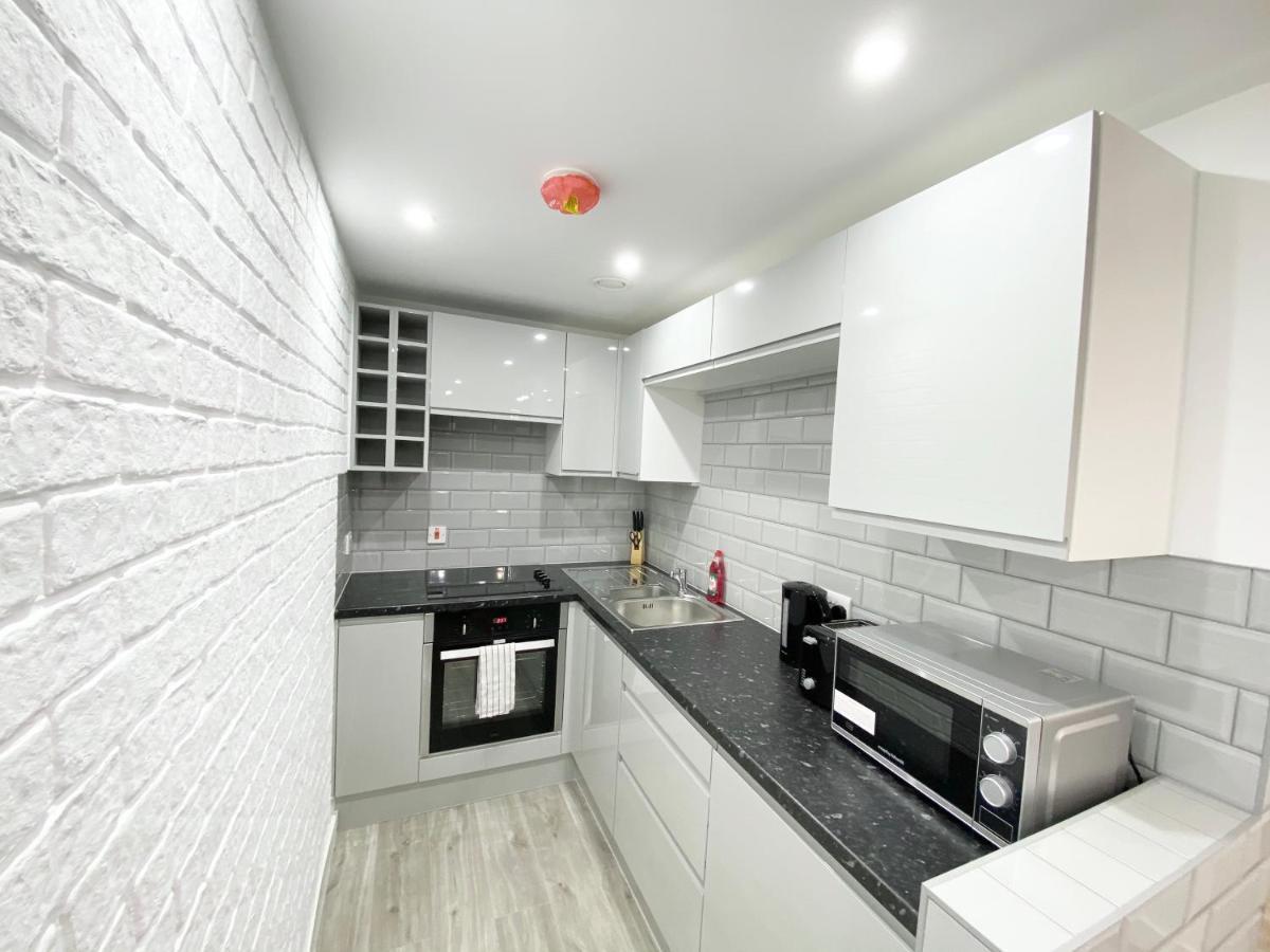 The Works - Private One Bedroom Apartment Manchester Exterior photo