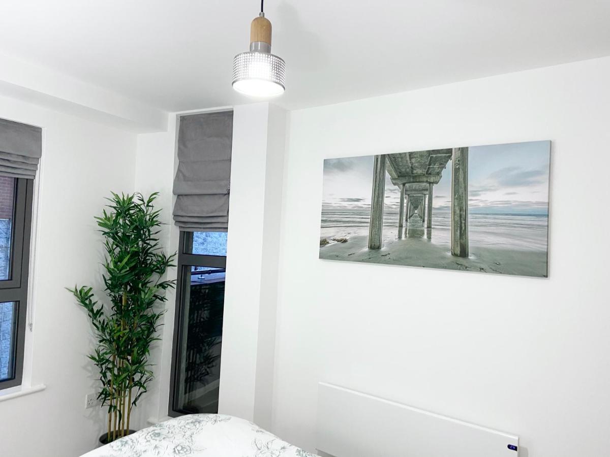 The Works - Private One Bedroom Apartment Manchester Exterior photo